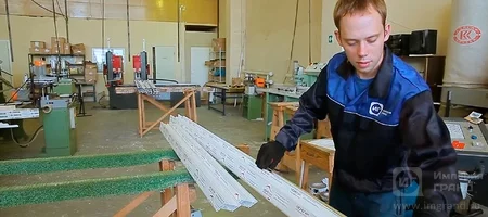 Сборка металлопластикового окна на заводе 